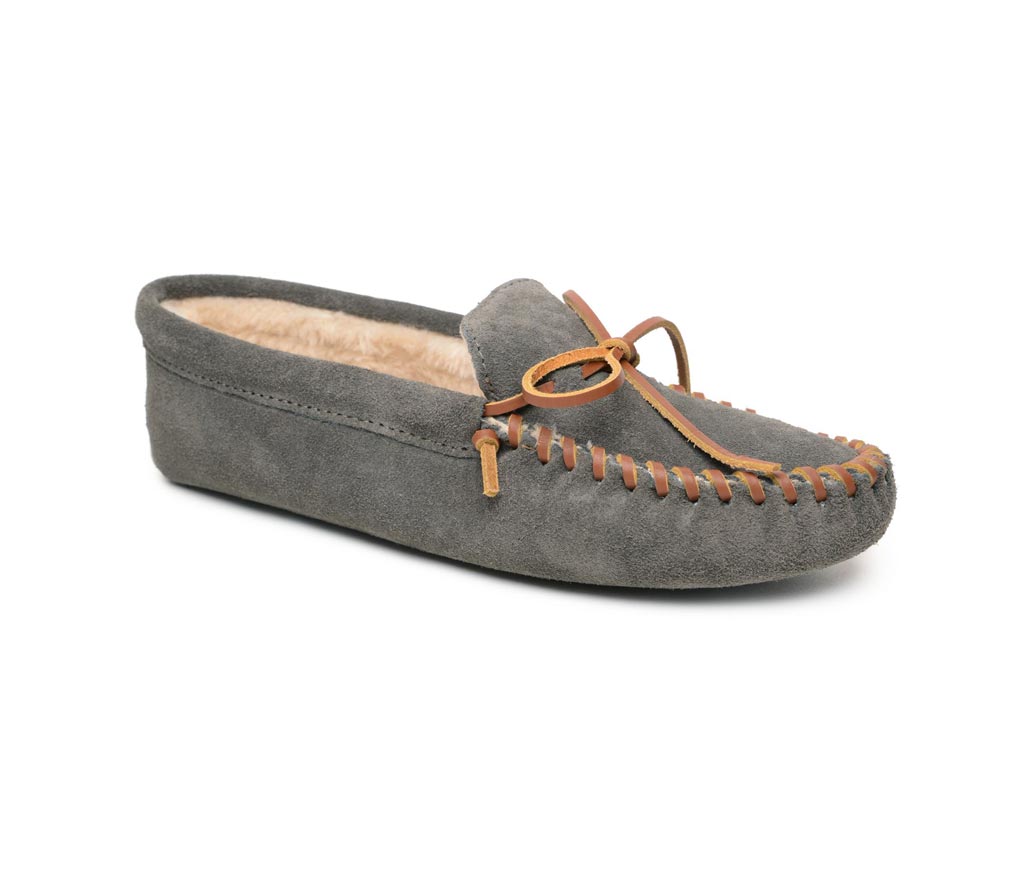 minnetonka pile lined softsole